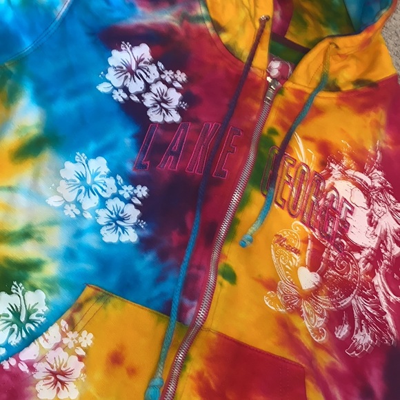 3/$20🧡 Lake George Colorful Tourist Zip Up - Picture 3 of 4